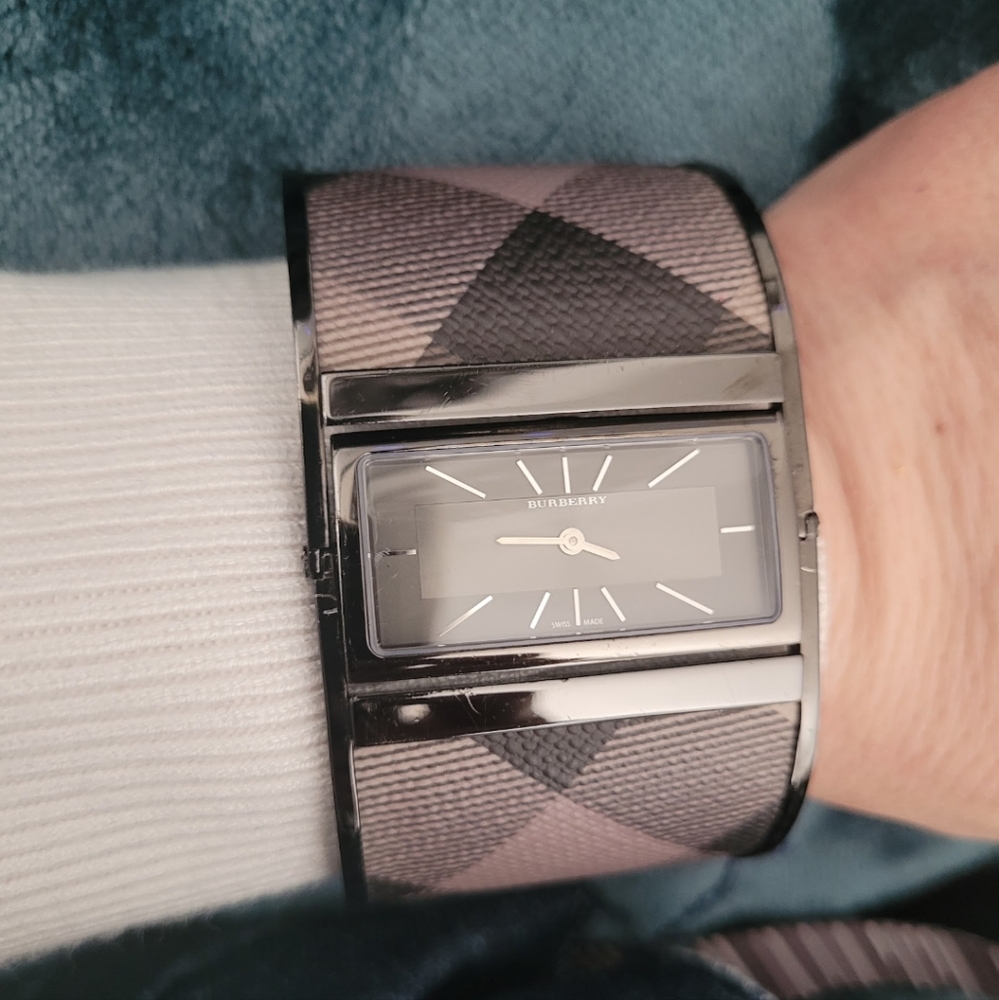 Burberry Women's Grey and Black Bangle Watch